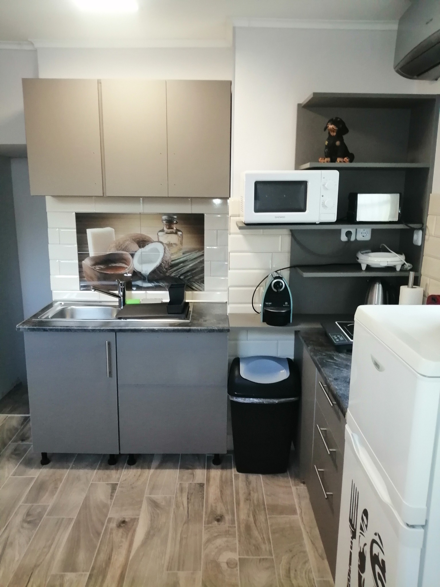 Az alsó apartman konyhasarka